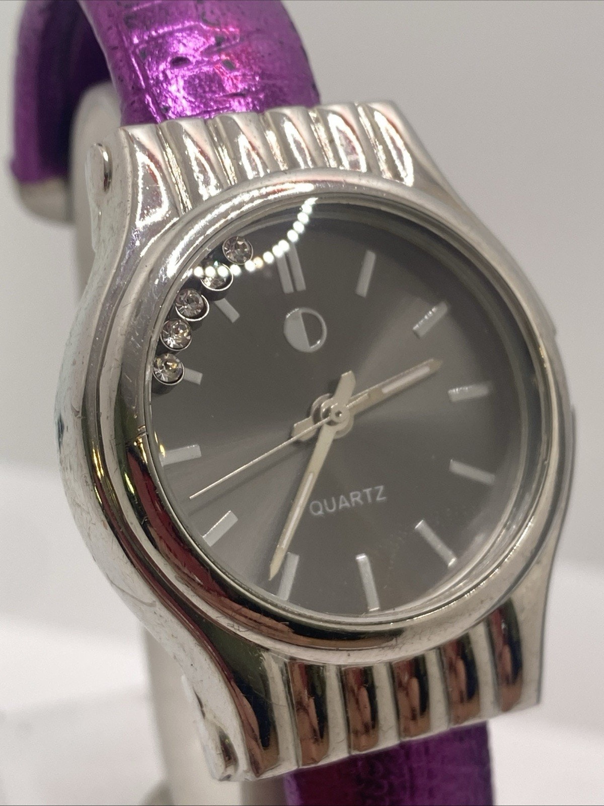 Womens Purple Bangle Cuff Watch Worka New Battery